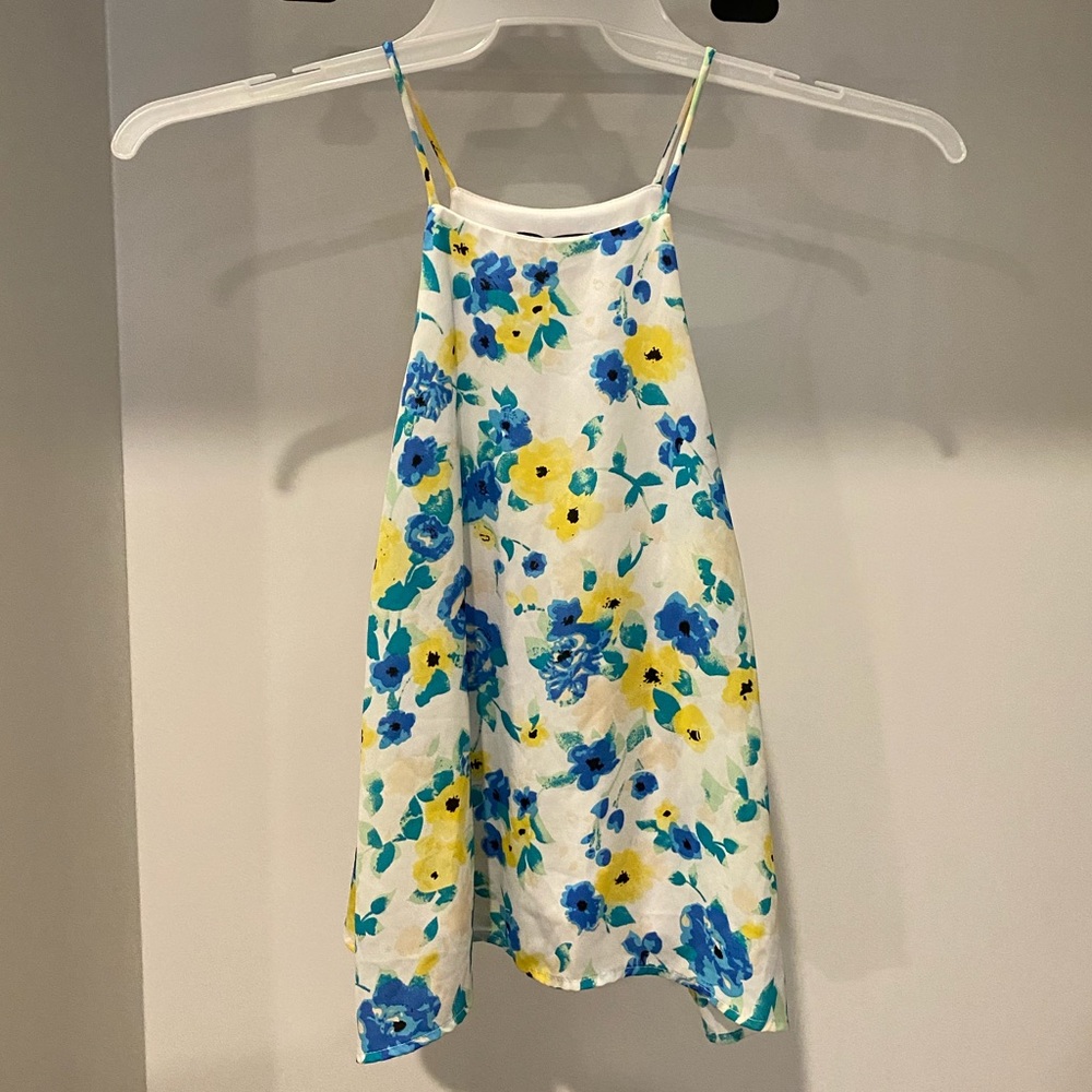 Elegant chiffon type floral top